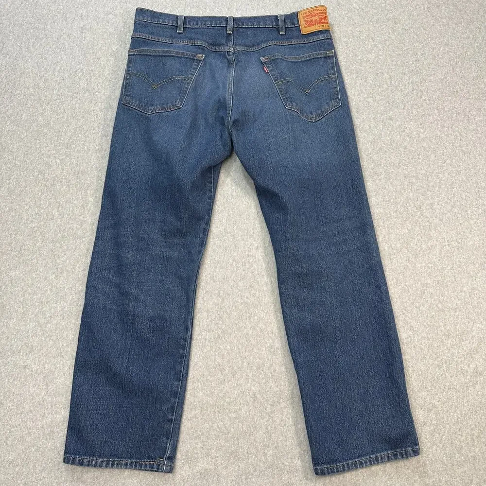 Levi's Jeans Mens W38 L32 Blue Medium Wash High Rise Straight Leg Relaxed Fit
